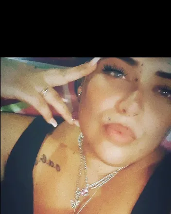 OnlyFans cuenta cooral_lovee header 2