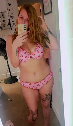 OnlyFans cuenta shytownbbxoxo avatar 1