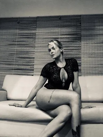 OnlyFans cuenta agui.love header 2