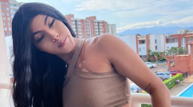 OnlyFans cuenta soyalannn header 2