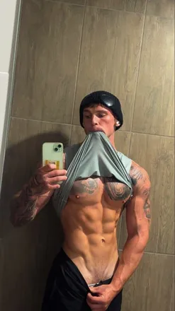 OnlyFans cuenta byezyjuiceboy header 2