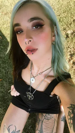 OnlyFans cuenta demonakachan avatar 1