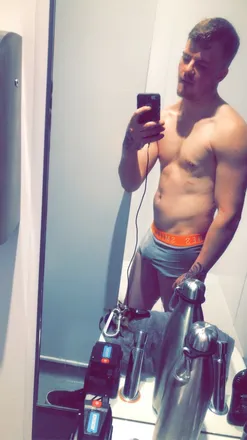 OnlyFans cuenta ellzy23 header 2