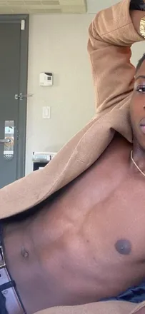OnlyFans cuenta yvngmambaa header 2