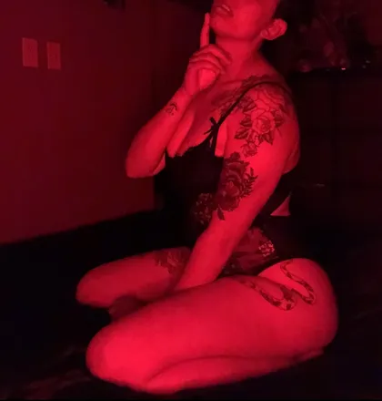 OnlyFans cuenta hotbaddiewithabody header 2