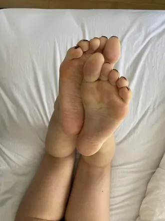 OnlyFans cuenta italianfeetluv avatar 1