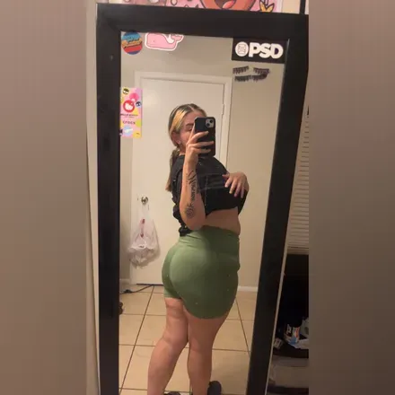 OnlyFans cuenta youluvlee444 avatar 1