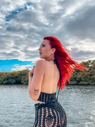 OnlyFans cuenta cellegrini_oficial header 2