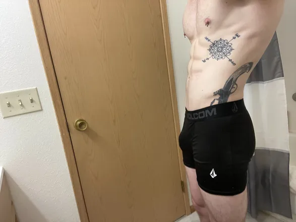 OnlyFans cuenta onlyone1_4u header 2