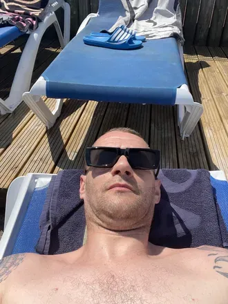 OnlyFans cuenta essex-boy header 2