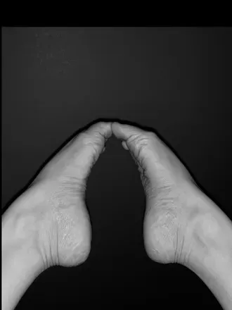OnlyFans cuenta penelofeet1 header 2