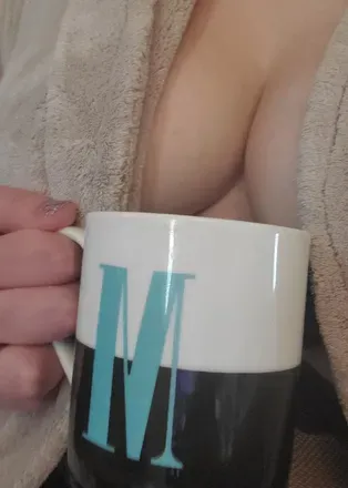 OnlyFans cuenta lovellynn1 avatar 1