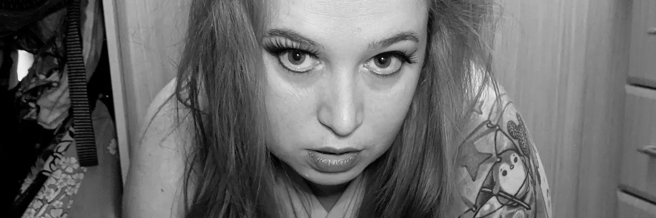 OnlyFans cuenta sambucasparkles header 2