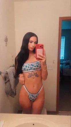 OnlyFans cuenta jenhallowx3 avatar 1