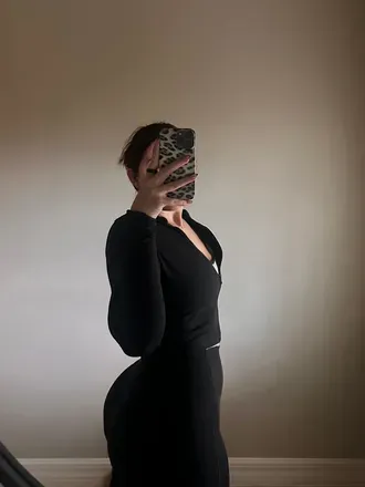 OnlyFans cuenta bellawest avatar 1