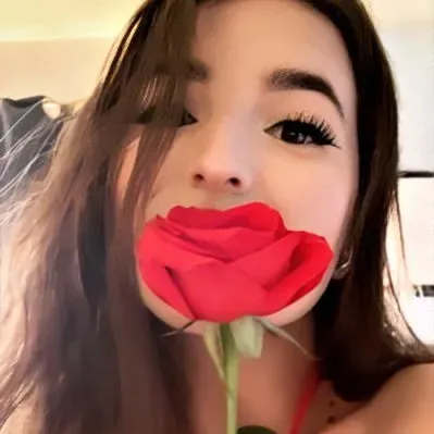 OnlyFans cuenta kittenroselover avatar 1