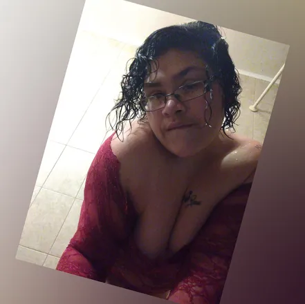 OnlyFans cuenta thequeenbee88 header 2