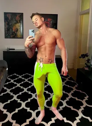 OnlyFans cuenta golden_guys avatar 1