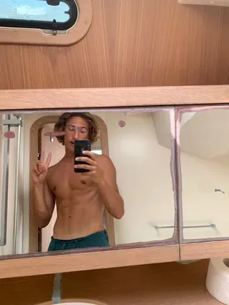 OnlyFans account  u73080974 avatar 1