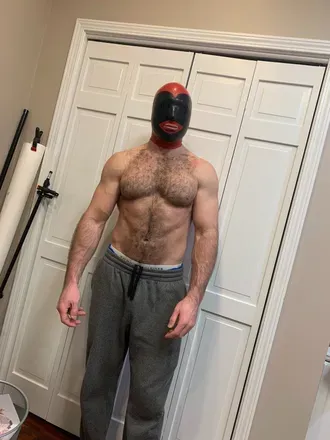 OnlyFans cuenta thelatexlover avatar 1