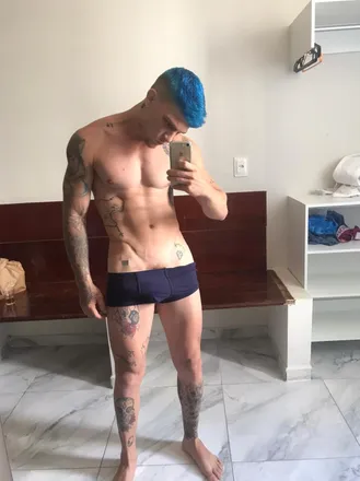 OnlyFans cuenta loirincard header 2