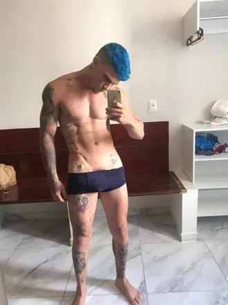OnlyFans account  xloirin header 2
