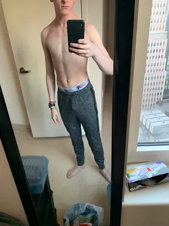 OnlyFans account  kylelevi avatar 1