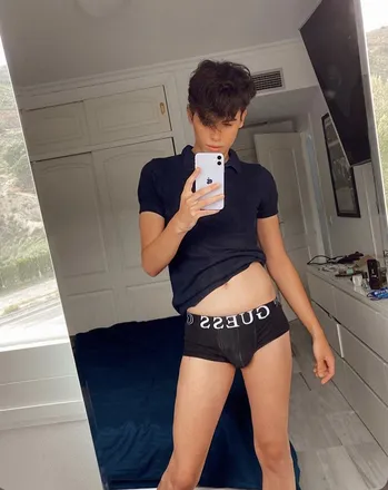 OnlyFans cuenta endlesswhore header 2