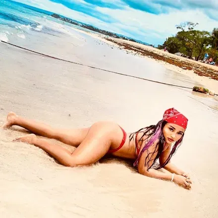 OnlyFans cuenta yalisdoll01 avatar 1