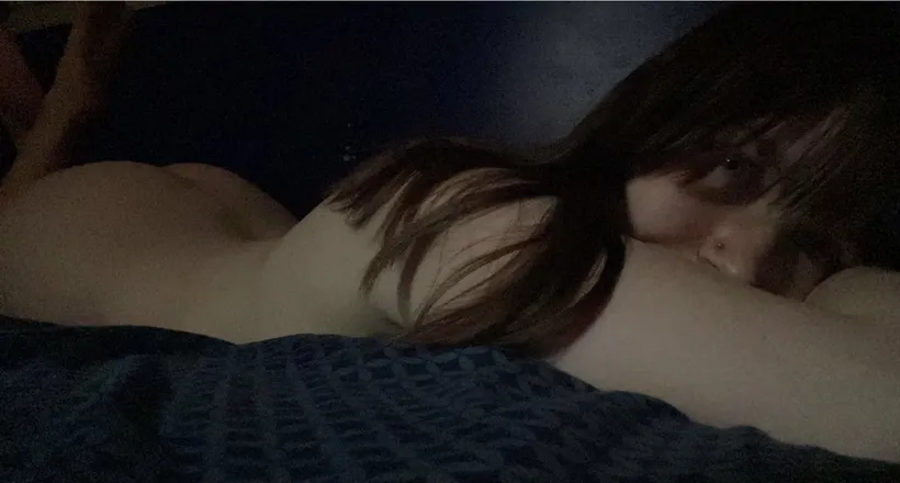 OnlyFans cuenta sleepiestsongbird header 2