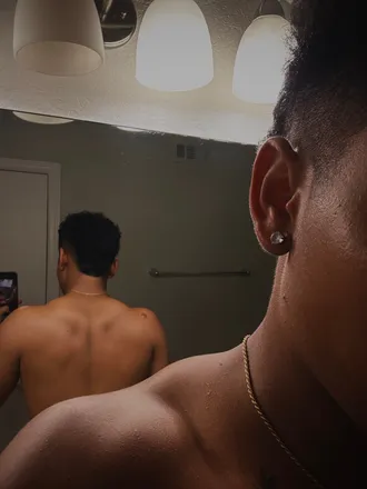 OnlyFans account  u46730729 header 2