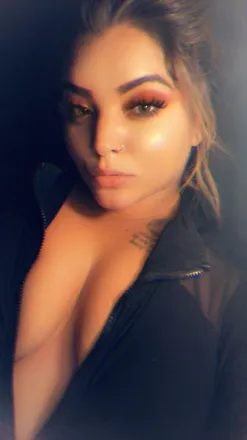 OnlyFans cuenta omgafatgirl header 2