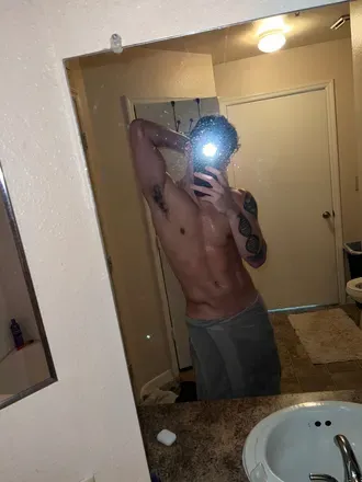OnlyFans cuenta maybelang header 2