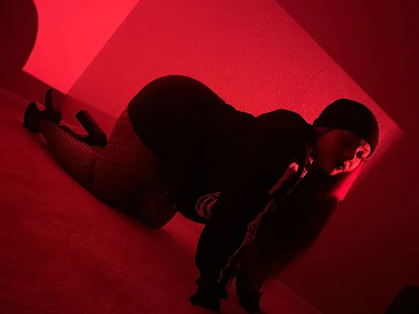 OnlyFans account  tiffthehotgirl header 2