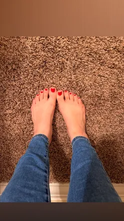 OnlyFans account  puddleofroses header 2