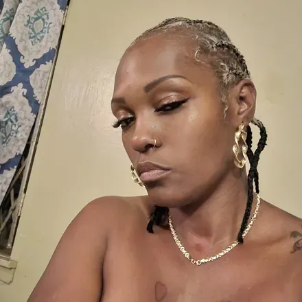 OnlyFans cuenta frankiedafoxxx avatar 1