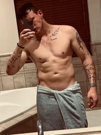 OnlyFans cuenta guesswho72 avatar 1