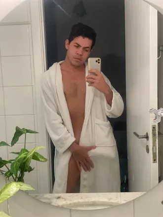 OnlyFans account  henryg.br avatar 1