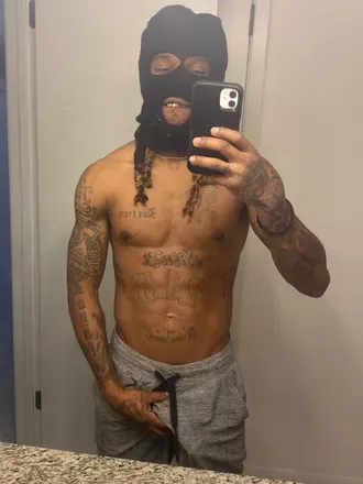 OnlyFans cuenta somebodybabydaddy avatar 1