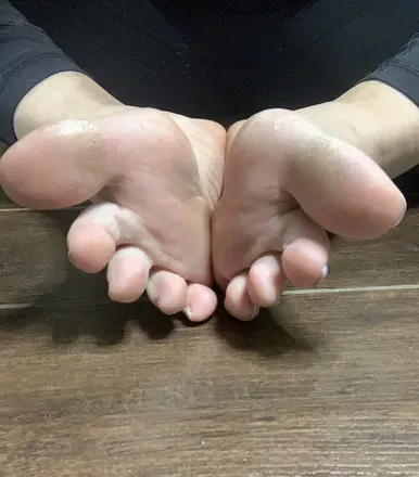 OnlyFans cuenta confettifeet avatar 1