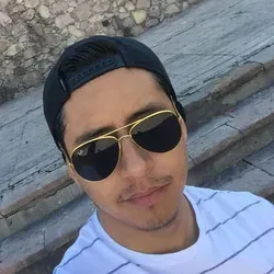 OnlyFans cuenta oscarguti avatar 1