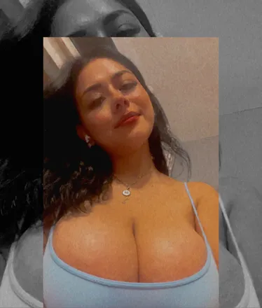 OnlyFans of marisantillan