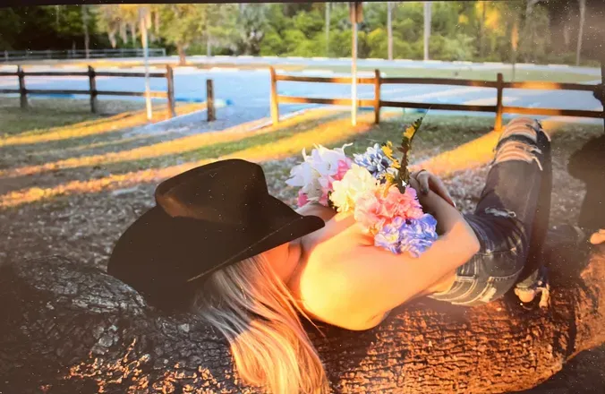 OnlyFans cuenta beachyblonde_07 header 2