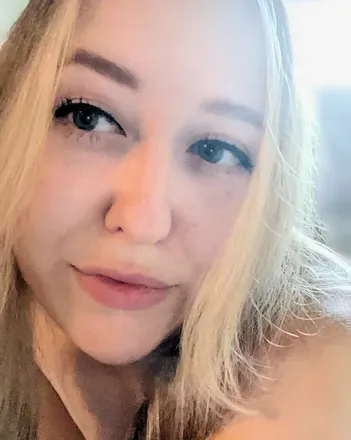 OnlyFans cuenta april-mae69 avatar 1