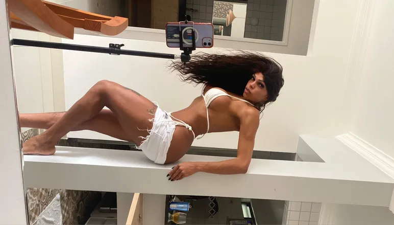 OnlyFans cuenta lorenaallana header 2