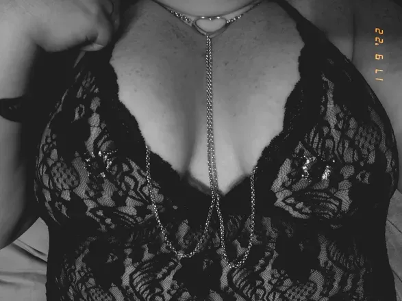 OnlyFans cuenta yourslavegirl avatar 1