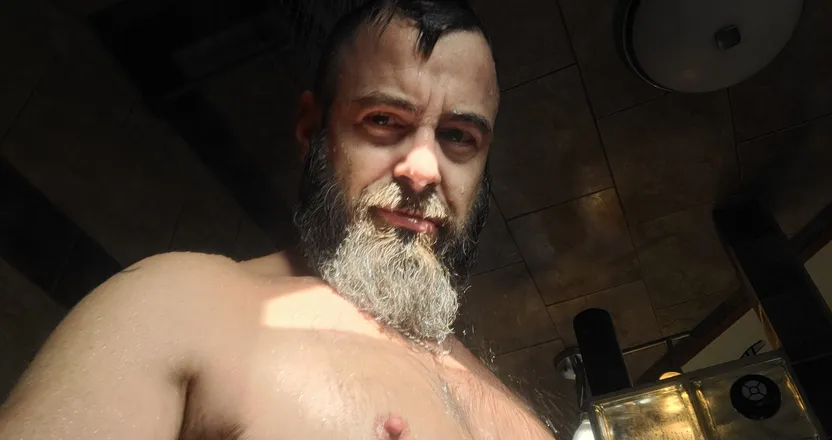 OnlyFans cuenta cub0077 header 2