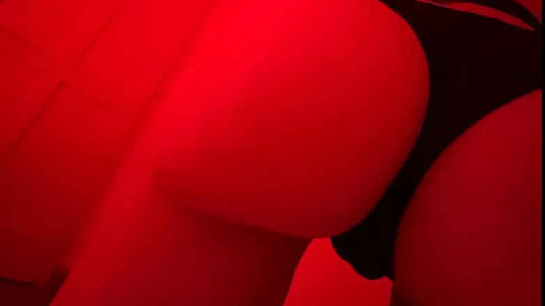 OnlyFans cuenta ellamane header 2