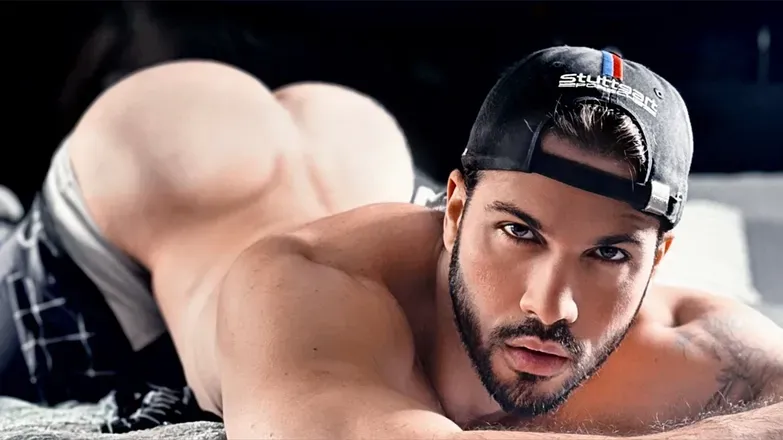 OnlyFans cuenta jacetoned header 2