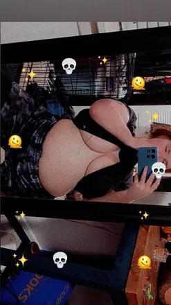 OnlyFans cuenta stonedgarnet header 2